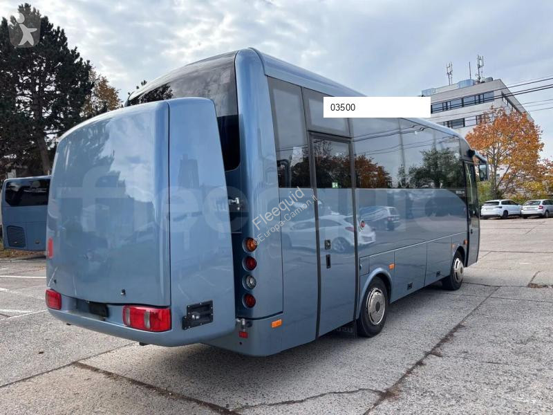 Rutebil Isuzu Novo