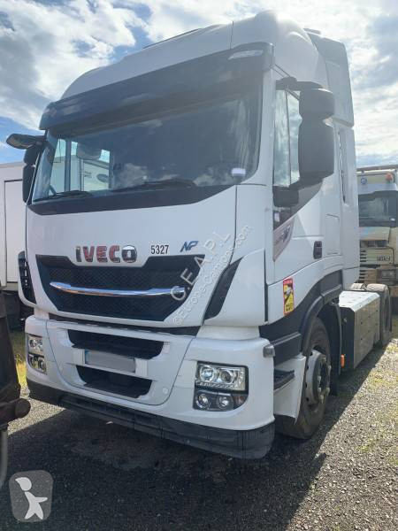 Traktor Iveco