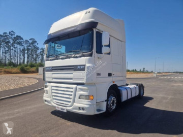 Tracteur DAF XF105 460