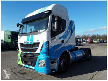 Traktor Iveco