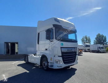 Tracteur DAF