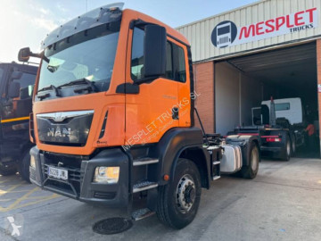 Traktor MAN