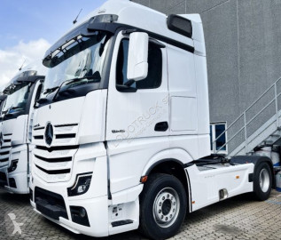 Tracteur Mercedes neuf