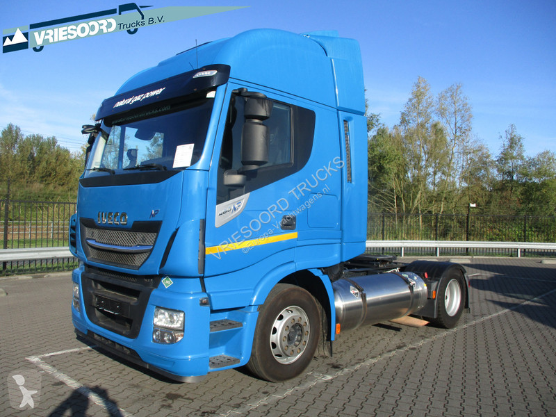 Traktor Iveco 460 NP/ LNG