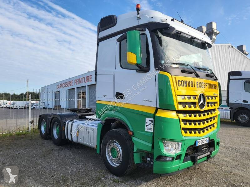 Traktor Mercedes