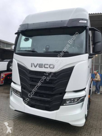 Tracteur Iveco S-WAY