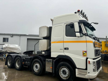 Tracteur convoi exceptionnel Volvo