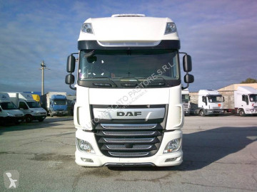 Traktor DAF