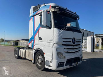 Tracteur Mercedes Actros 1845