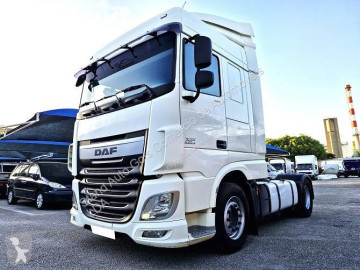 Traktor DAF
