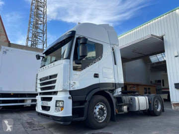 Traktor Iveco