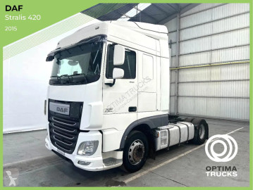 Traktor DAF XF 106 106460 SPACECAB