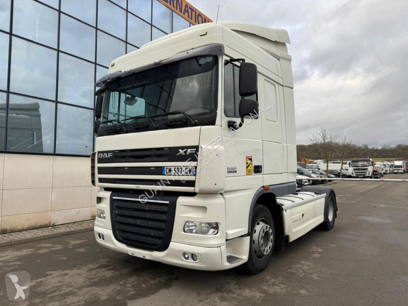Tracteur DAF 460