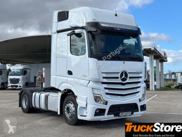 Traktor Mercedes