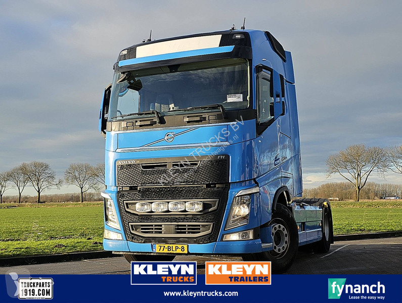 Tractor Volvo FH PTO SKIRTS VEB+