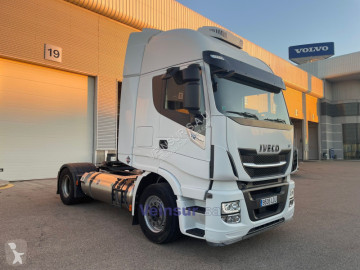 Traktor Iveco