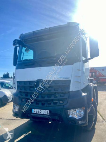 Traktor Mercedes Arocs 1843 LS