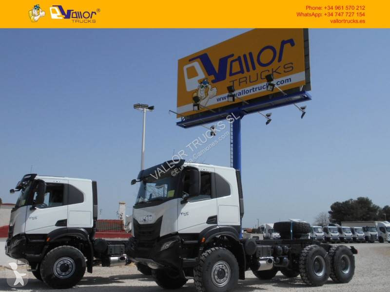 Traktor Iveco