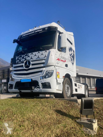 Tracteur Mercedes