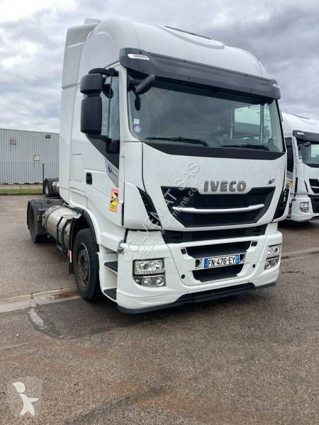 Traktor Iveco