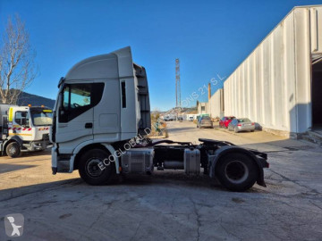 Traktor Iveco