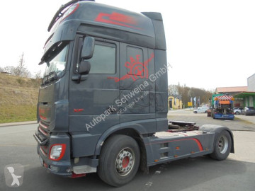Cabeza tractora DAF