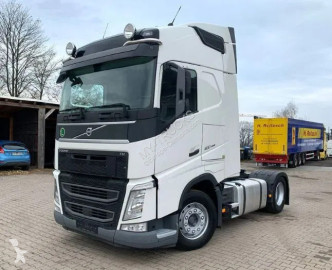 Traktor Volvo