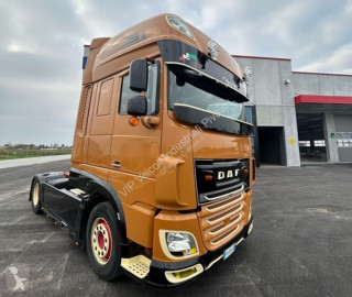 Traktor DAF