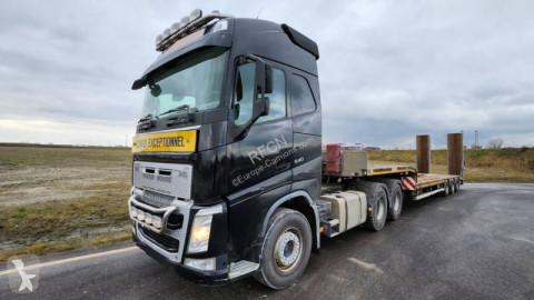Tracteur convoi exceptionnel Volvo