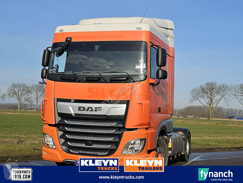 Traktor DAF 450 SPACECAB SPOILERS