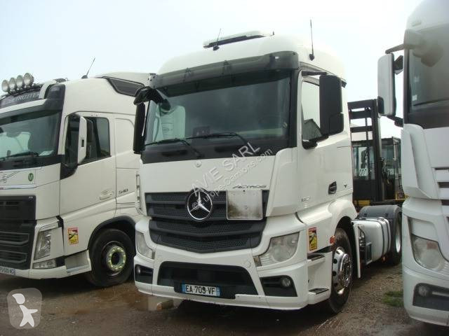 Traktor Mercedes