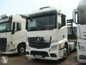 Traktor Mercedes