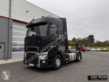 Traktor Renault T-High