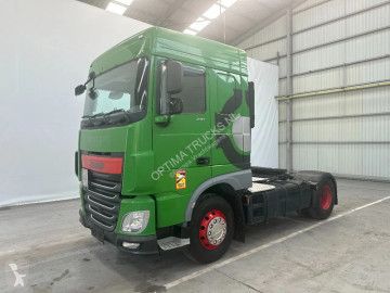 Traktor DAF XF 106 106440 SPACECAB /ADR /INTARDER