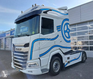 Traktor DAF XG 530