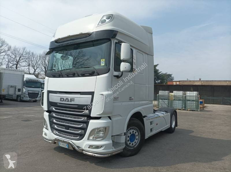 Tracteur DAF
