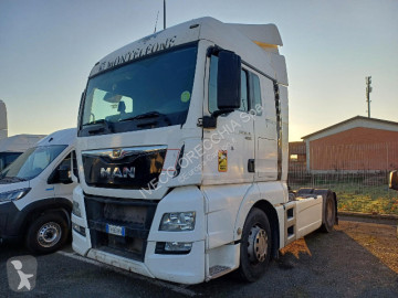 Traktor MAN