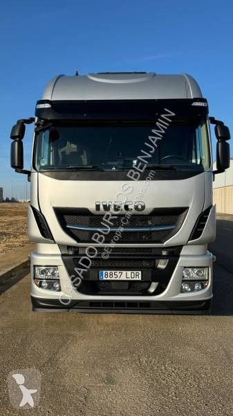 Traktor Iveco