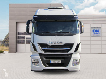Traktor Iveco