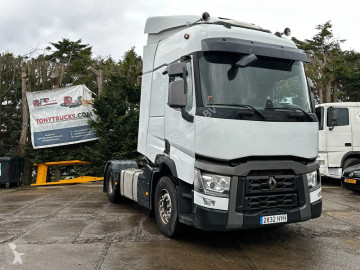 Traktor Renault