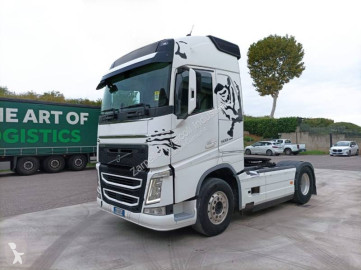 Traktor Volvo