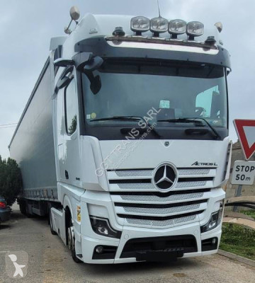 Tracteur Mercedes