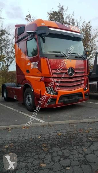 Traktor Mercedes ny