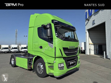 Traktor Iveco