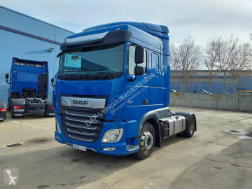 Cabeza tractora DAF