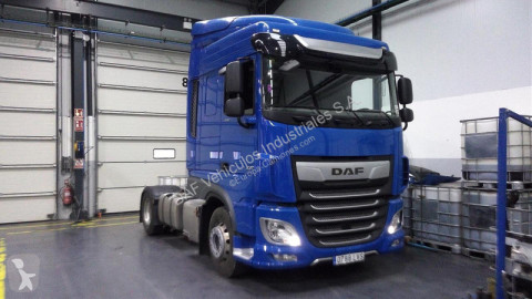 Cabeza tractora DAF