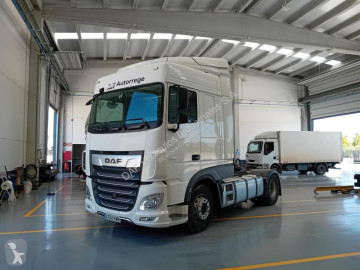Cabeza tractora DAF