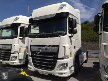 Cabeza tractora DAF