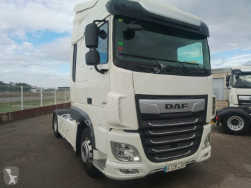 Traktor DAF