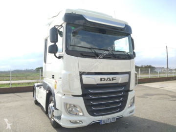 Tracteur DAF
